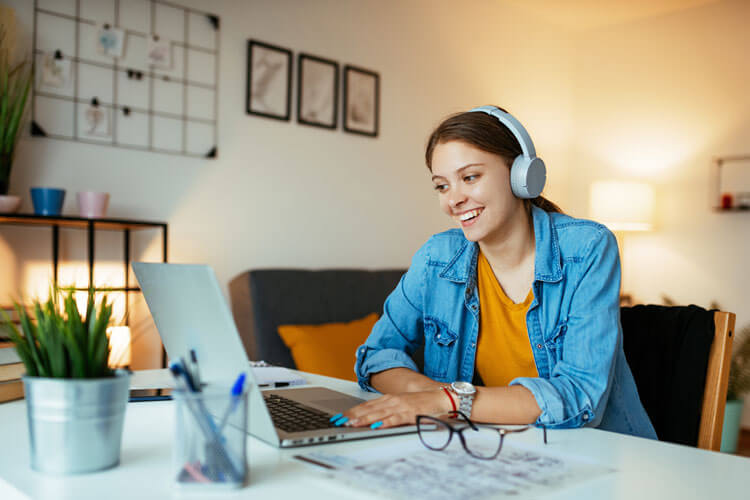 Webinare und Schulungen